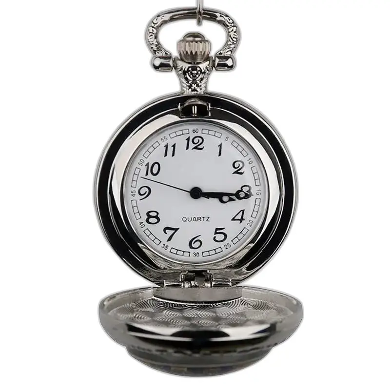 Montre Collier Loup Acier Inoxydable Argent avec un élégant cadran de montre argenté