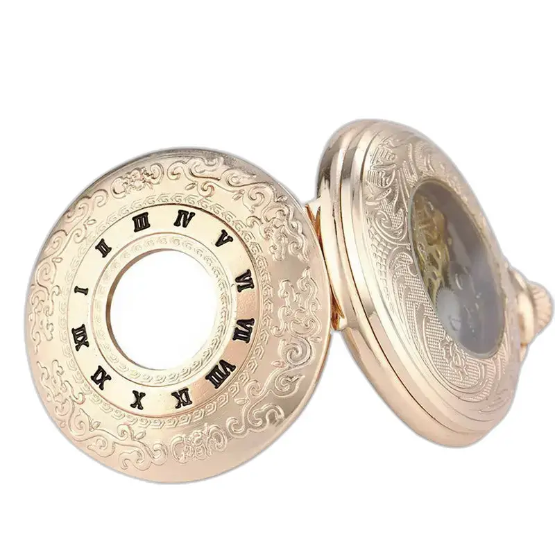 Montre à gousset luxe or rose avec index à chiffres romains ornée de détails dorés