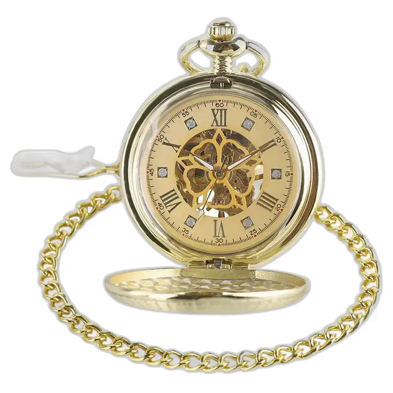 Montre à gousset Mécanique Luxe Or avec chaîne en or ton sur un fond élégant