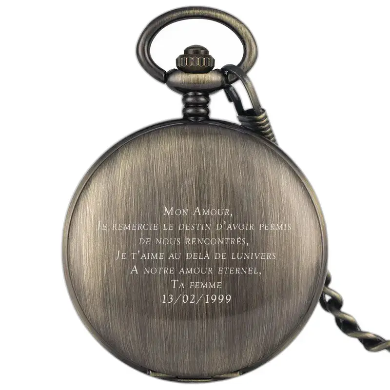 Montre à gousset mécanique personnalisable en bronze gravé élégante et lumineuse