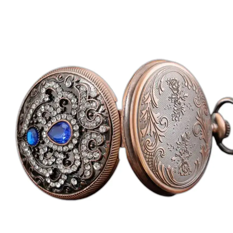 Montre collier à quartz ornée de précieuses pierres bleues et au design raffiné