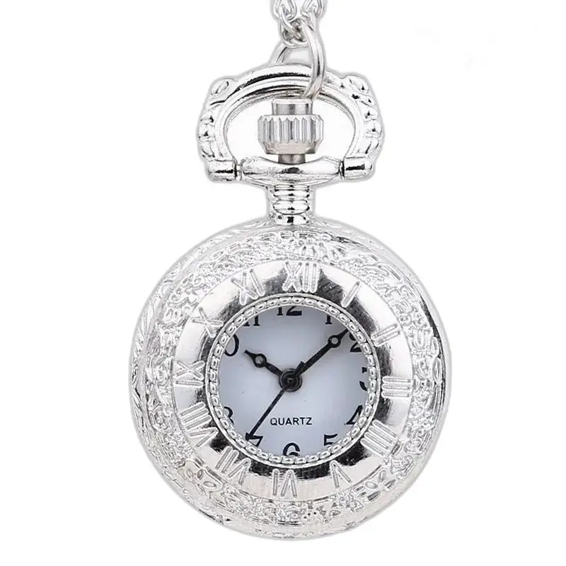 Montre Collier Argent Vintage avec pendentif en forme de montre à gousset en argent