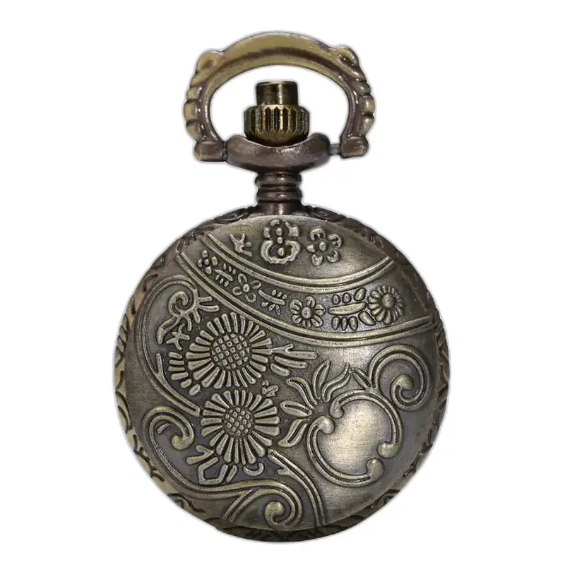 Montre Collier Big Ben Bronze Fantaisie avec un design d’horloge antique ornée