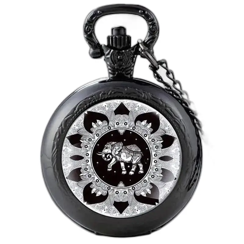 Montre Collier Bohème élégante avec design éléphant d’argent sur montre vintage