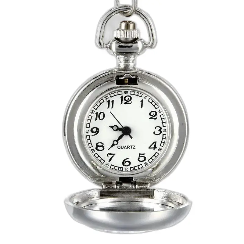 Montre collier fleurs bleues argentée avec un élégant design de montre pocket watch