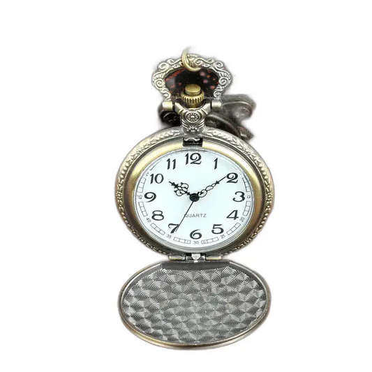 Montre Collier Harley Davidson à affichage analogique avec un élégant horlogerie antique