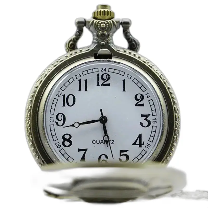 Montre Collier Loups Pleine Lune Vintage avec montre collier au design orné