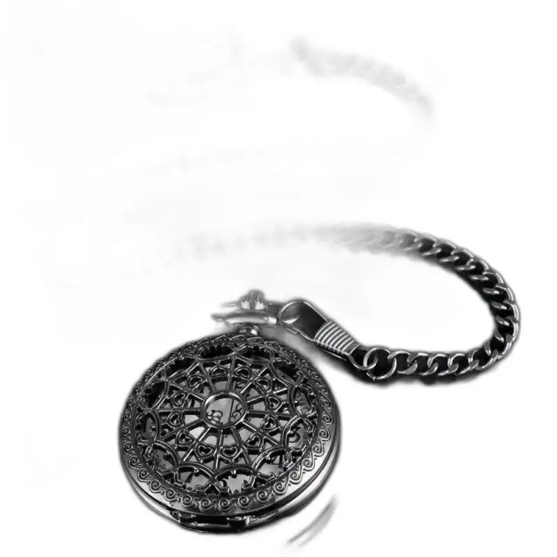 Montre Collier Quartz Noir Femme Steampunk avec chaîne et design orné en métal