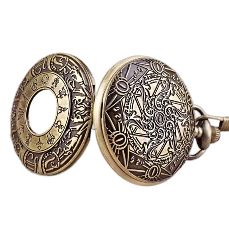 Montre Collier Vintage avec Chiffres Romains en bronze orné sur fond élégant
