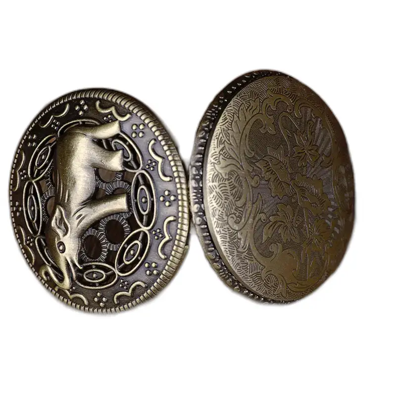 Montre Collier Vintage éléphant avec un cadran blanc et une belle finition en bronze