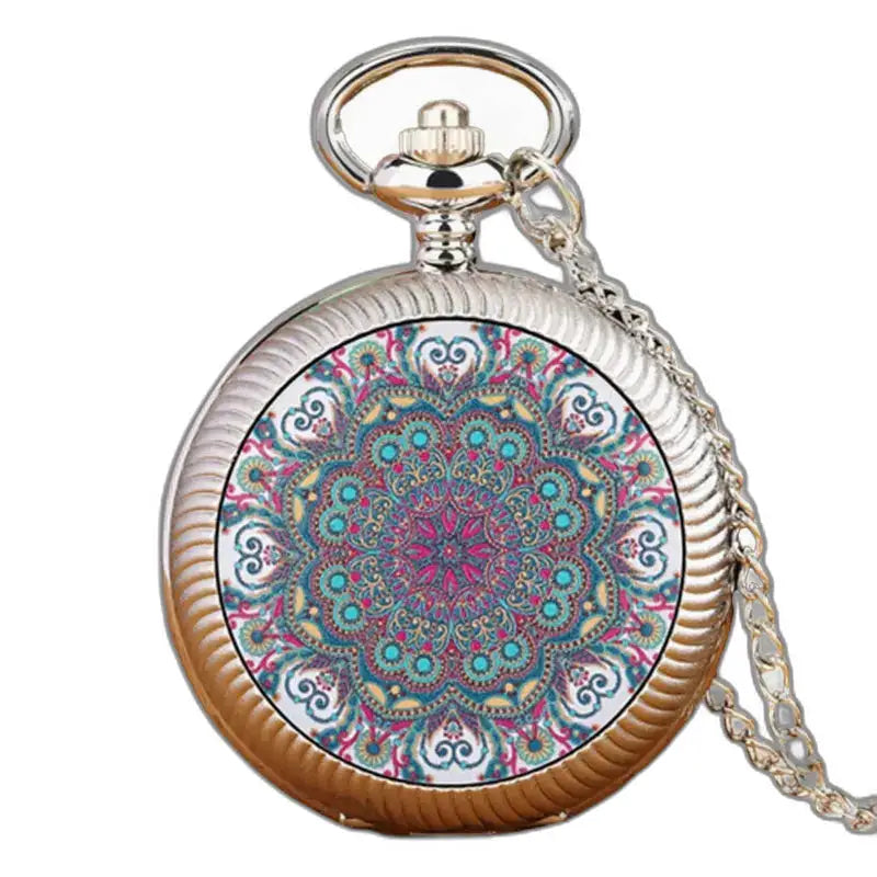 Montre-collier Vintage Fleur Grise avec design unique et confort optimal