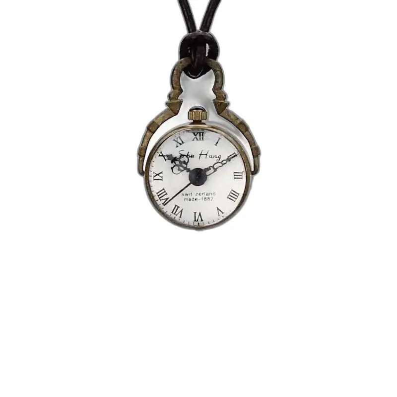 Montre Pendentif Mécanique Vintage en Bronze avec chiffres romains élégants