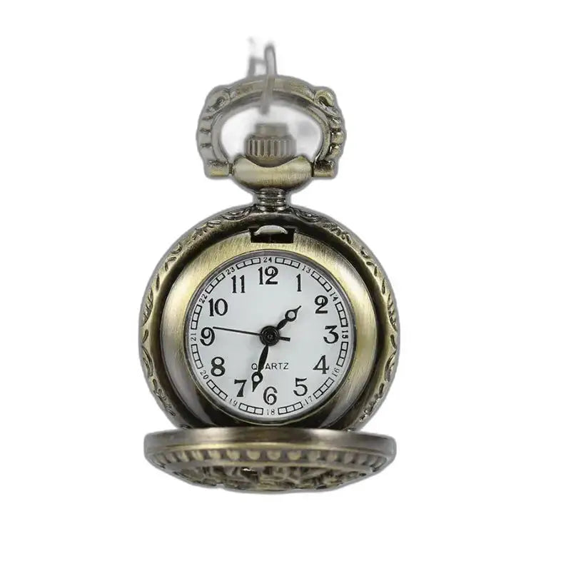 Montre Pendentif Vintage Femme Coeur Argent, un pendentif vintage élégant et intemporel